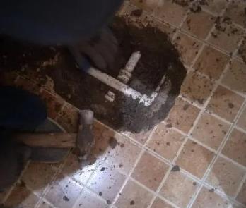 葫芦岛卫生间漏水维修公司为您分享下卫生间渗水如何处理及注意事项